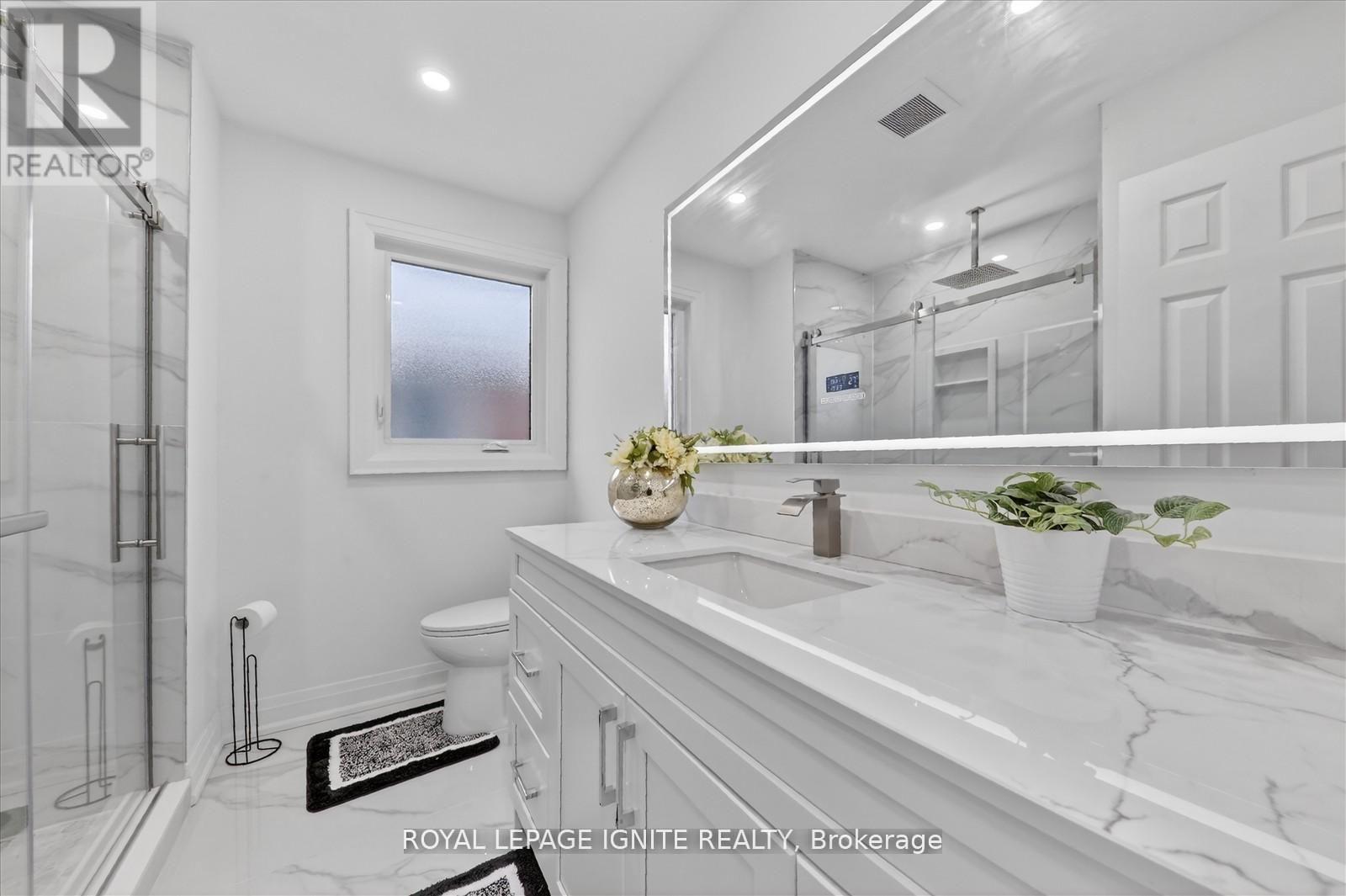 167 Mathewson Street, Vaughan, Ontario  L6A 1B8 - Photo 30 - N12914280