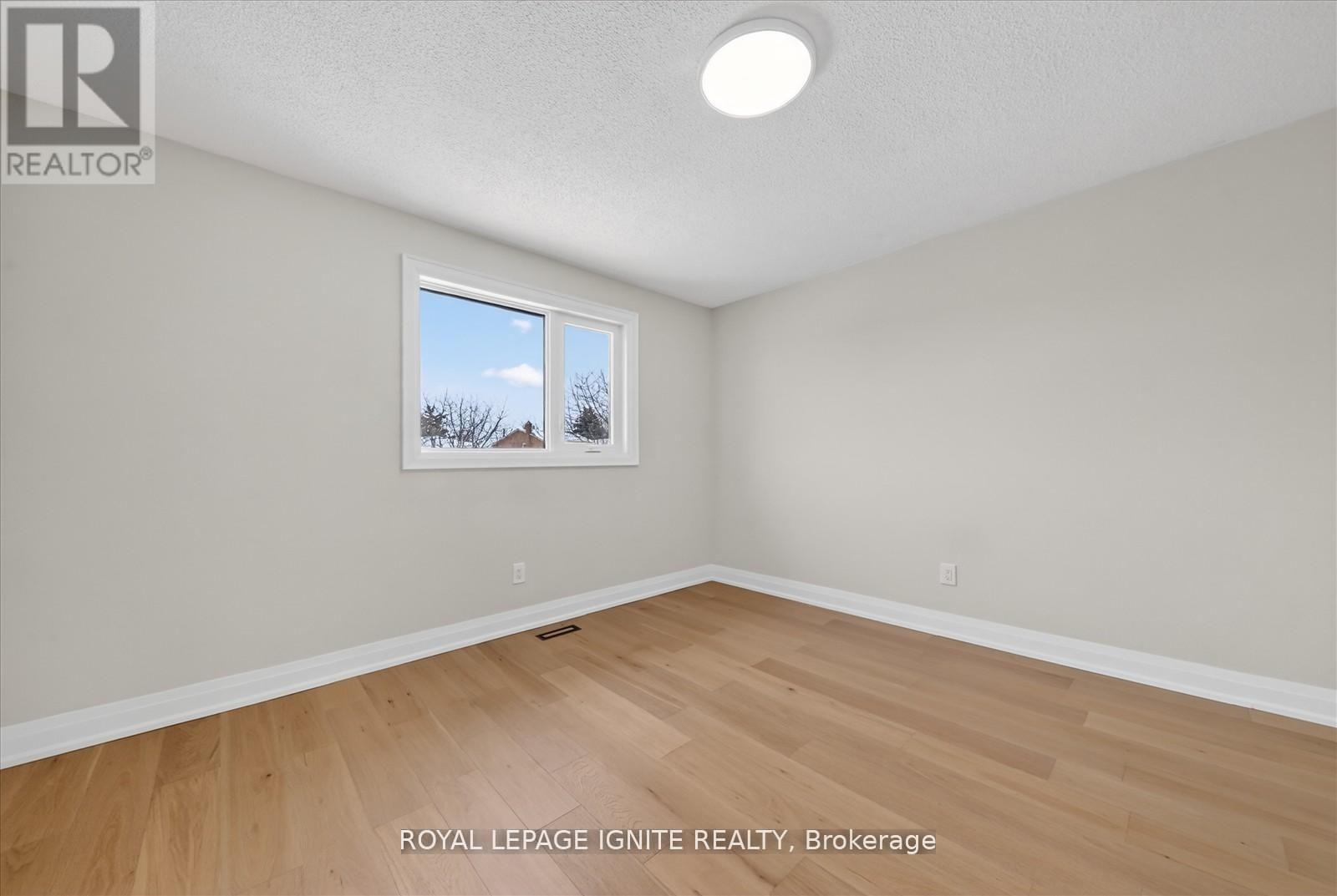 167 Mathewson Street, Vaughan, Ontario  L6A 1B8 - Photo 34 - N12914280