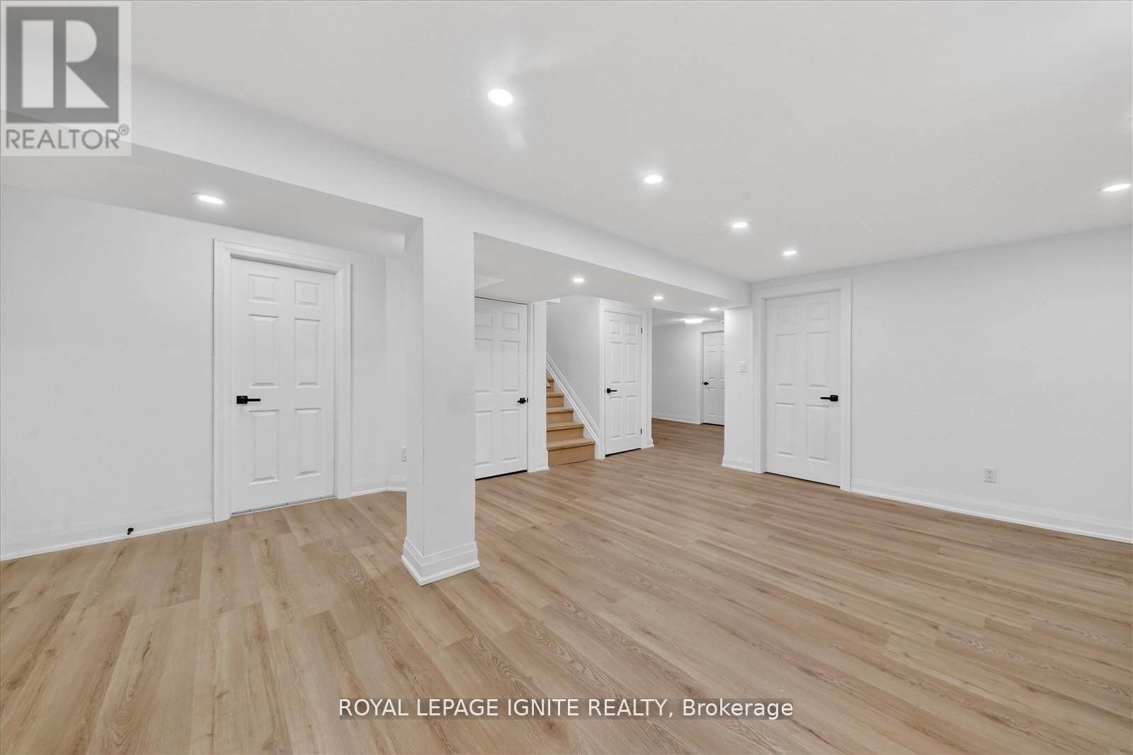 167 Mathewson Street, Vaughan, Ontario  L6A 1B8 - Photo 41 - N12914280