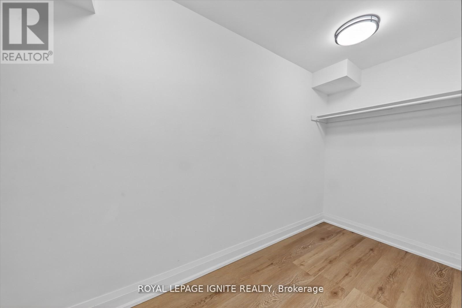 167 Mathewson Street, Vaughan, Ontario  L6A 1B8 - Photo 45 - N12914280