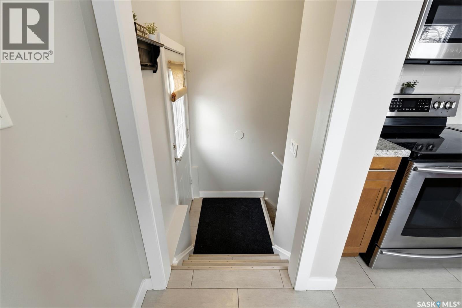 25 Chinook Road, Regina, Saskatchewan  S4S 5C3 - Photo 17 - SK031099