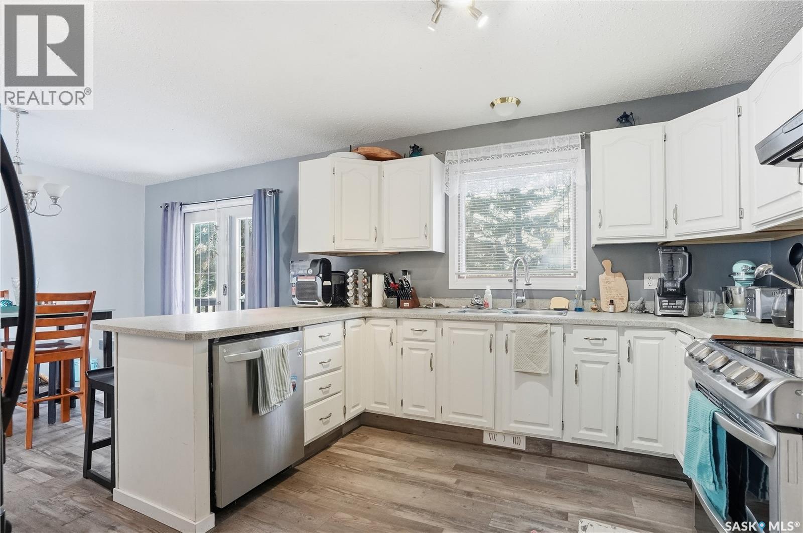 3317 Eagle Crescent, Prince Albert, Saskatchewan  S6V 7R1 - Photo 6 - SK031097