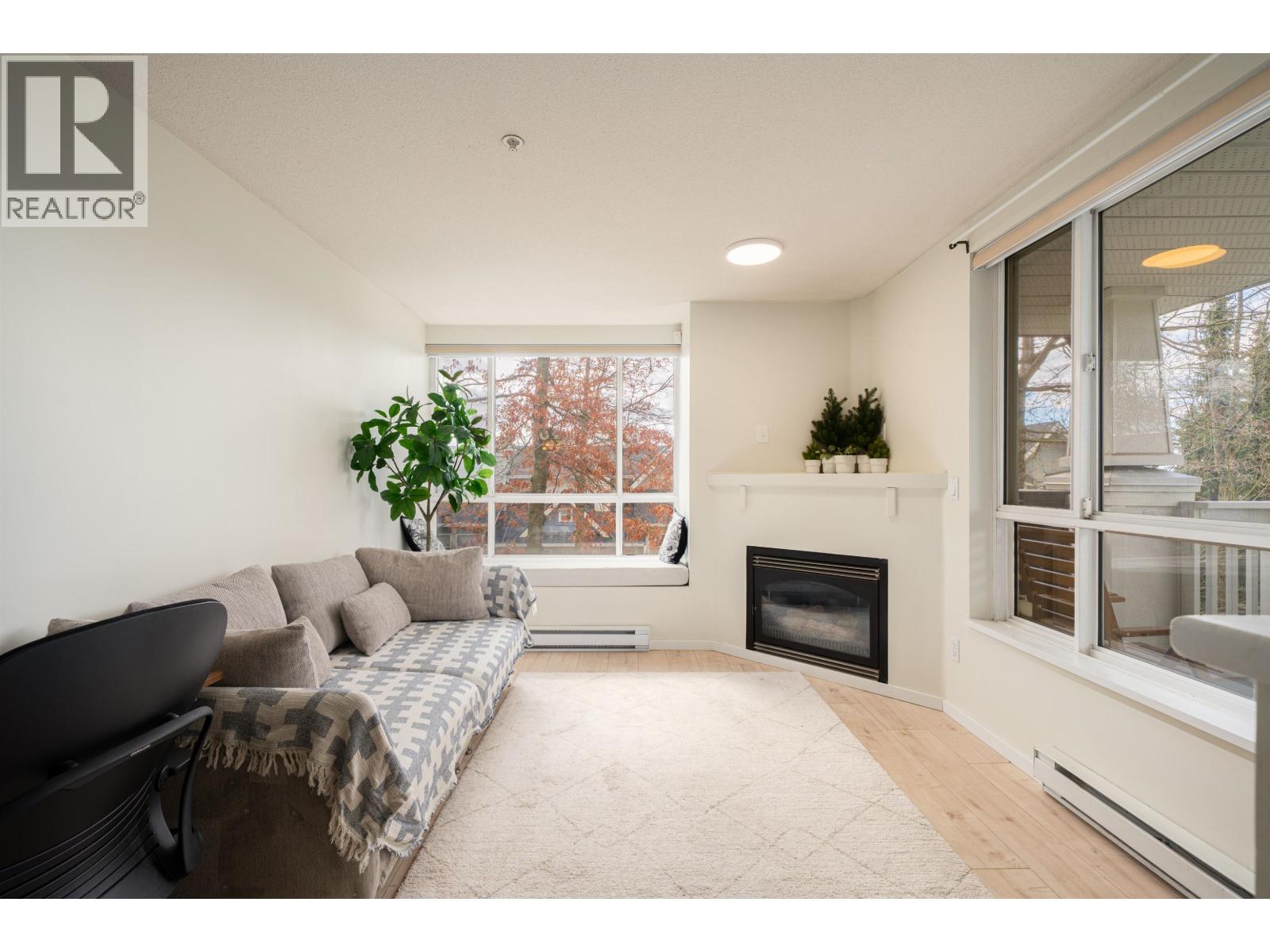 204 6833 Village Green, Burnaby, British Columbia  V5E 4M1 - Photo 4 - R3102401