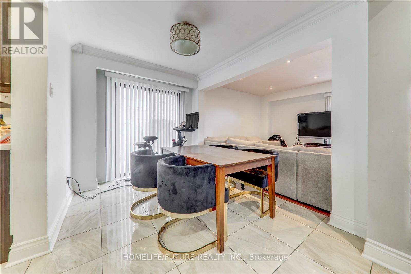 290 Braymore Boulevard, Toronto, Ontario  M1B 2H4 - Photo 13 - E12423994