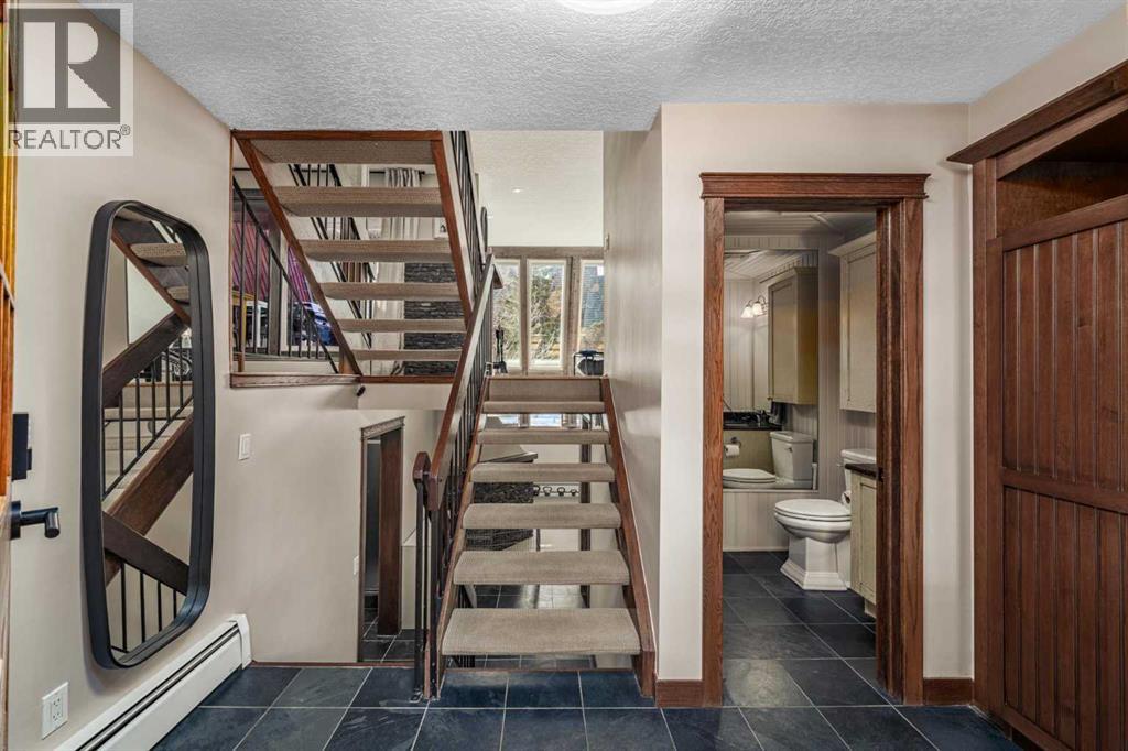 13, 828 Coach Bluff Crescent Sw, Calgary, Alberta  T3H 1A8 - Photo 5 - A2293433