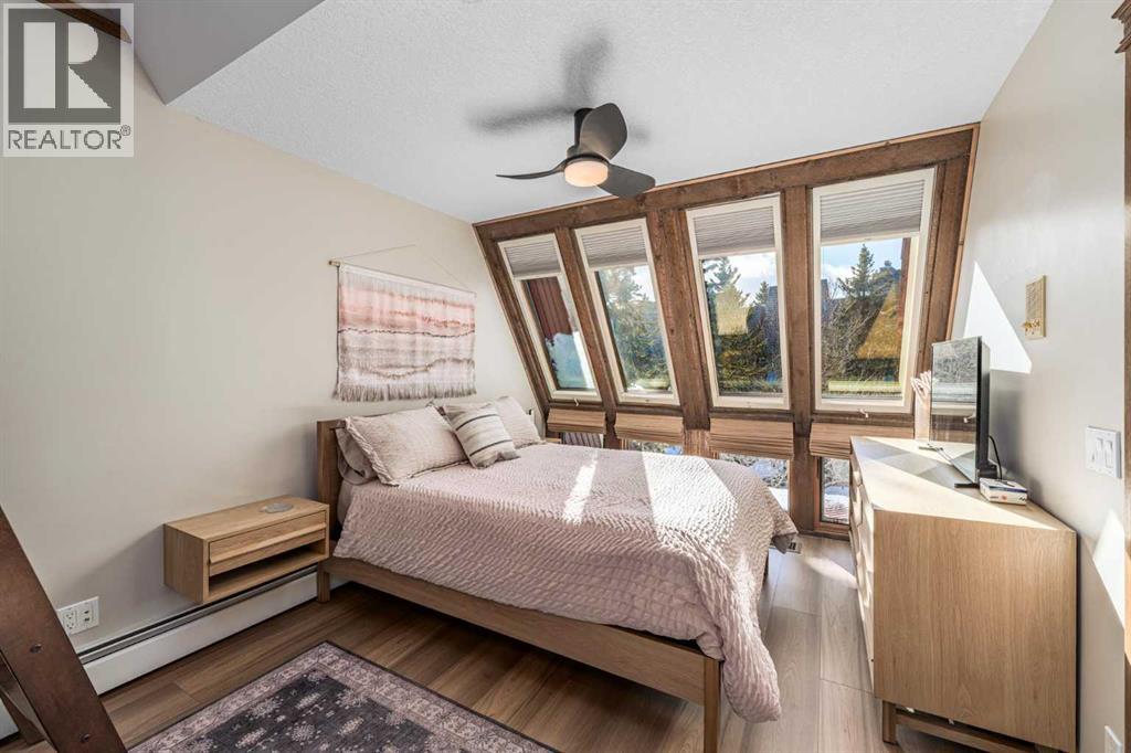 13, 828 Coach Bluff Crescent Sw, Calgary, Alberta  T3H 1A8 - Photo 21 - A2293433