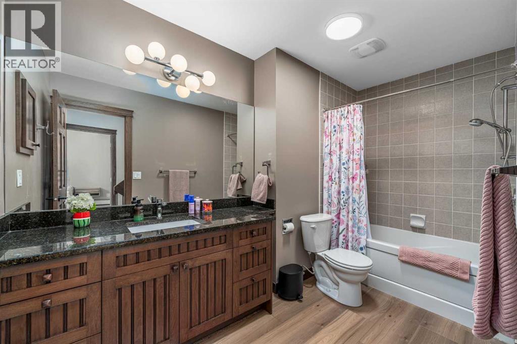 13, 828 Coach Bluff Crescent Sw, Calgary, Alberta  T3H 1A8 - Photo 29 - A2293433