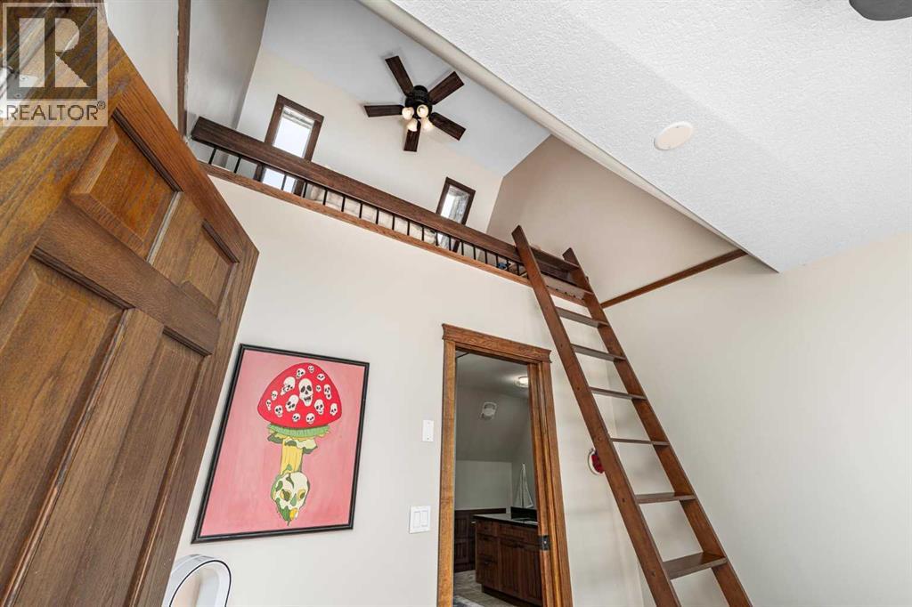 13, 828 Coach Bluff Crescent Sw, Calgary, Alberta  T3H 1A8 - Photo 22 - A2293433