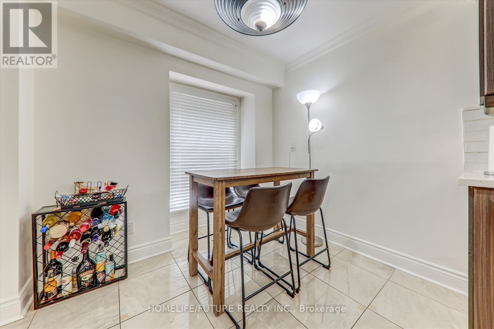 290 Braymore Boulevard, Toronto, Ontario  M1B 2H4 - Photo 8 - E12423994