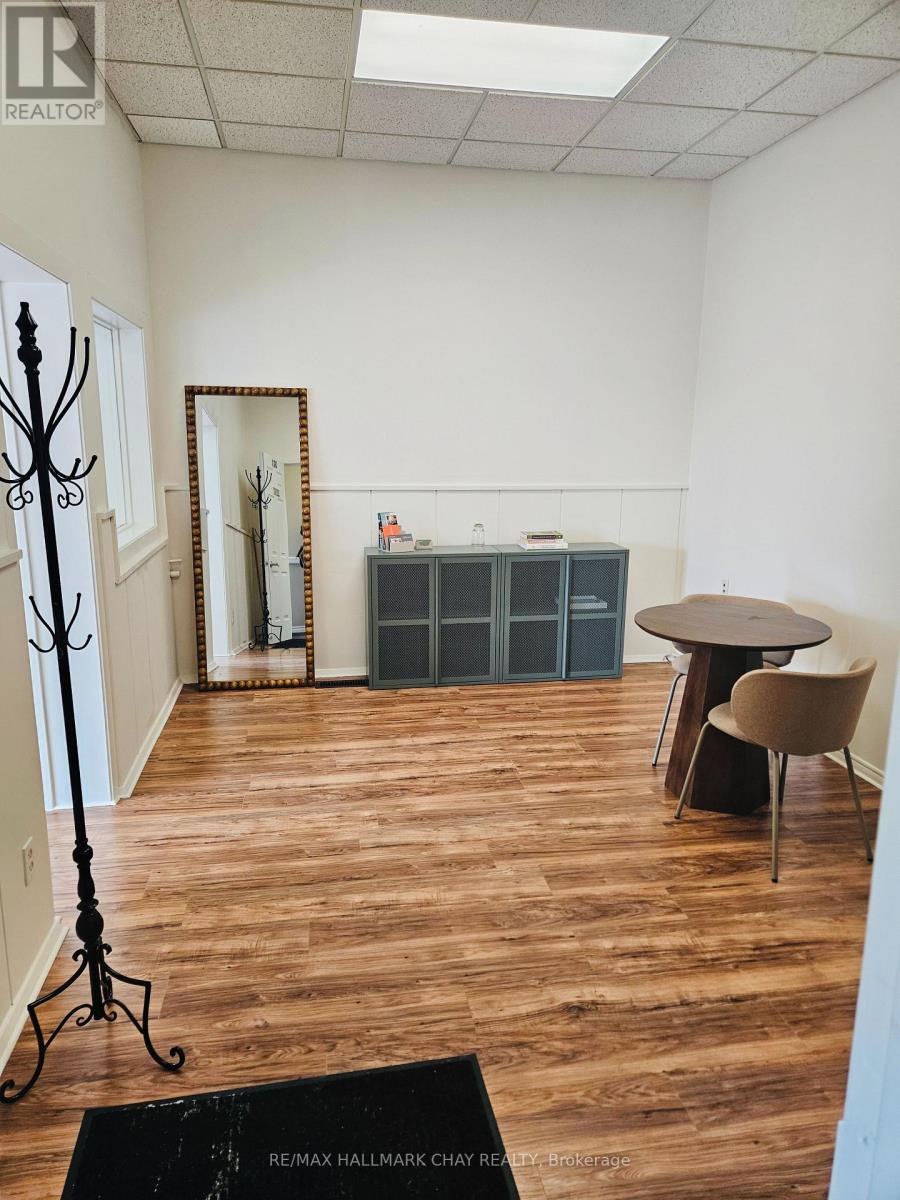 201 - 60 Collier Street, Barrie (City Centre), Ontario  L4M 1G8 - Photo 5 - S12914070