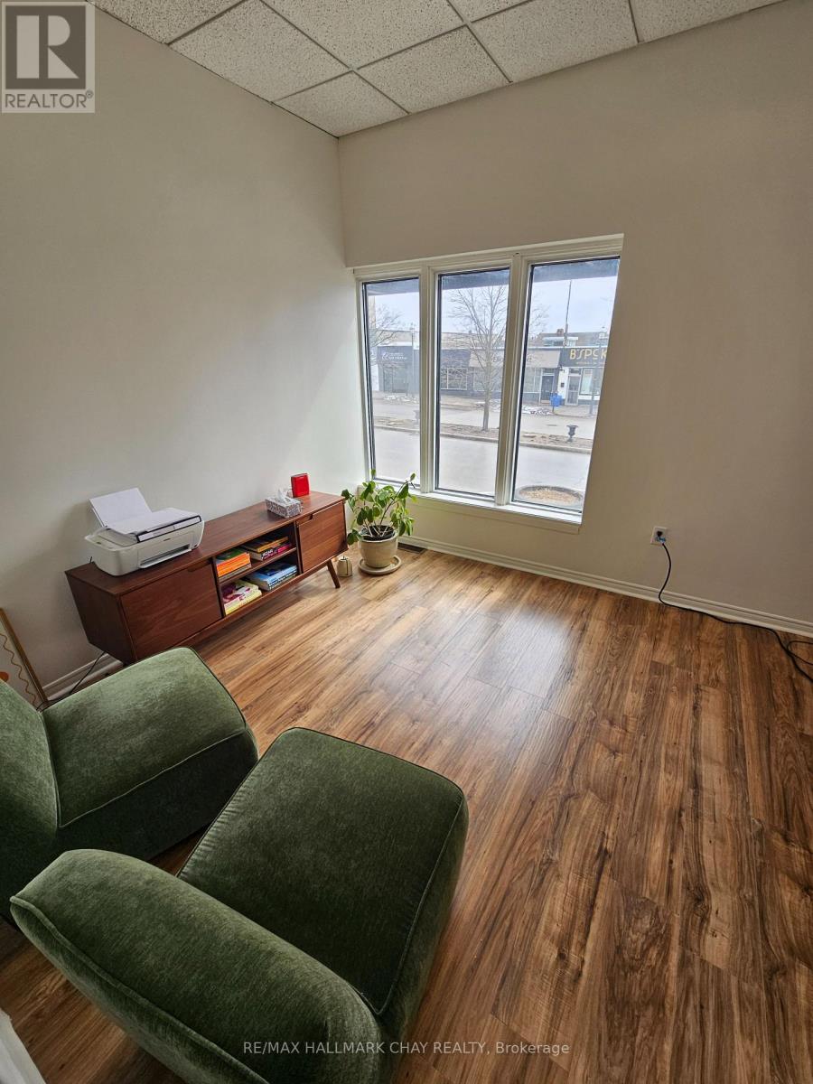 201 - 60 Collier Street, Barrie (City Centre), Ontario  L4M 1G8 - Photo 7 - S12914070