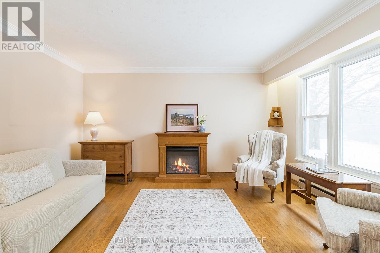 257 Church Street, Penetanguishene, Ontario  L9M 1G6 - Photo 13 - S12914072