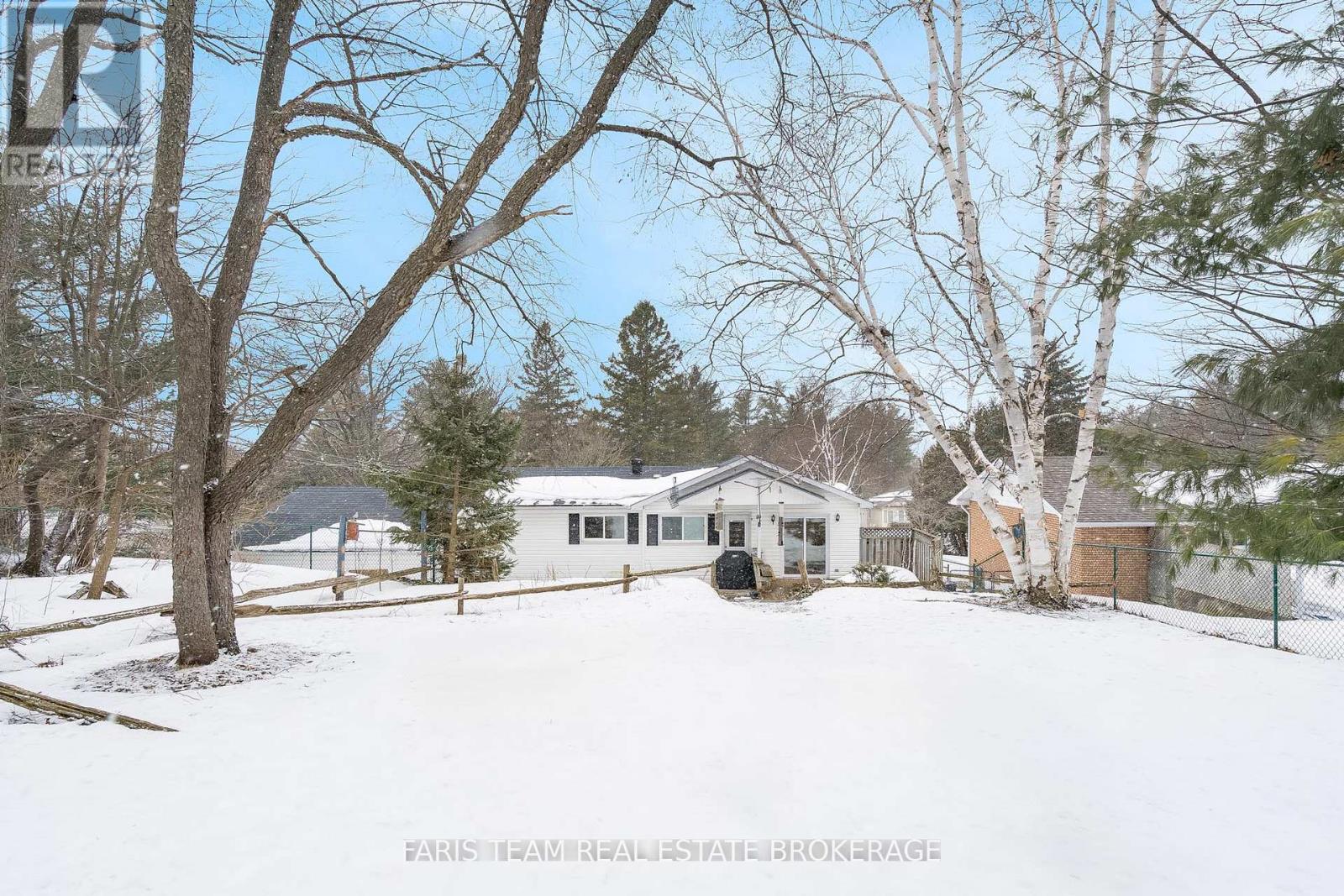 257 Church Street, Penetanguishene, Ontario  L9M 1G6 - Photo 38 - S12914072