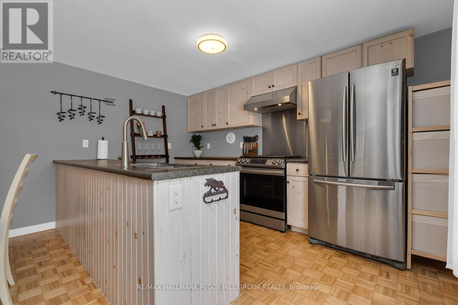 5724 & 1 Penetanguishene Road & Cedar Lane, Springwater, Ontario  L0L 1P0 - Photo 6 - S12914248