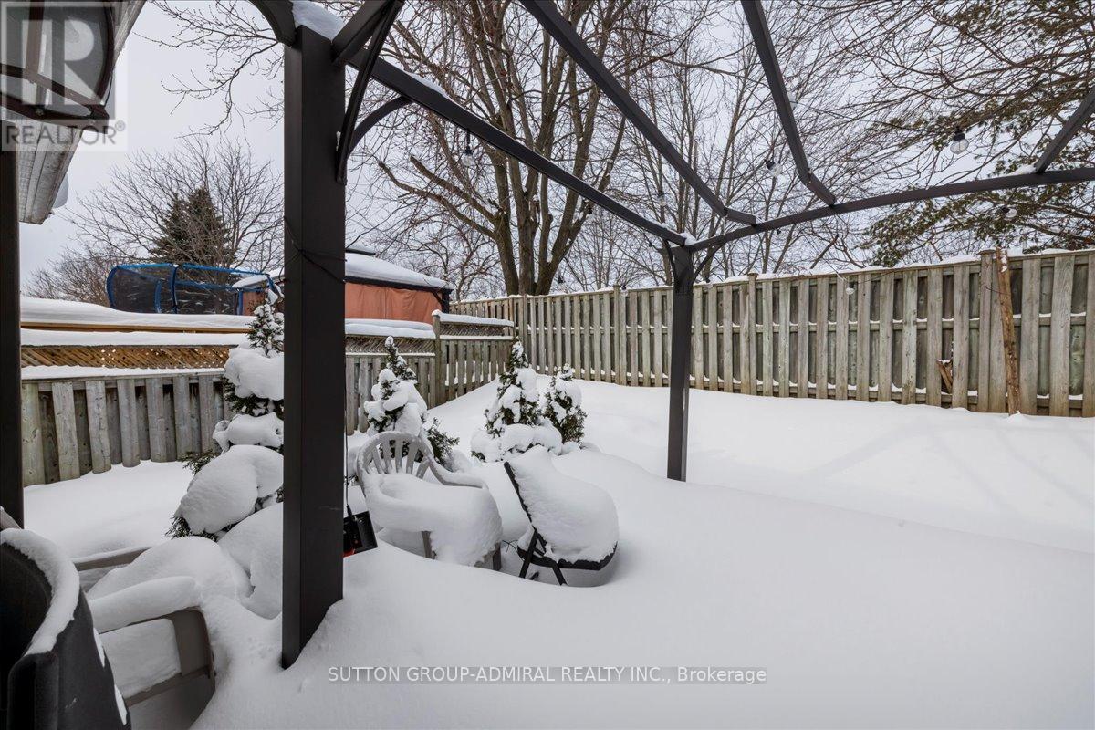 64 Copeman Crescent, Barrie, Ontario  L4N 8B4 - Photo 19 - S12914360