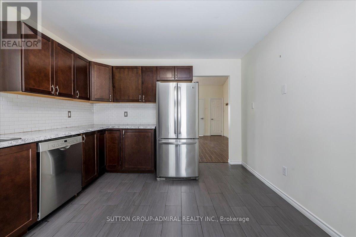 64 Copeman Crescent, Barrie, Ontario  L4N 8B4 - Photo 7 - S12914360