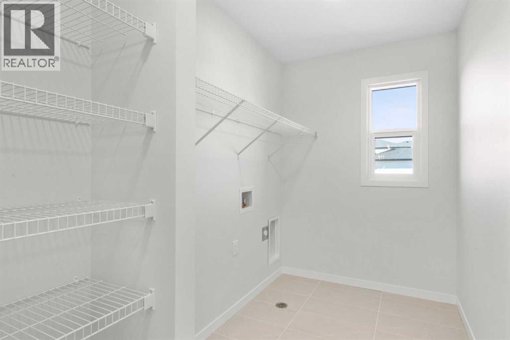 270 West Grove Lane Sw, Calgary, Alberta  T3H 6K8 - Photo 40 - A2294806