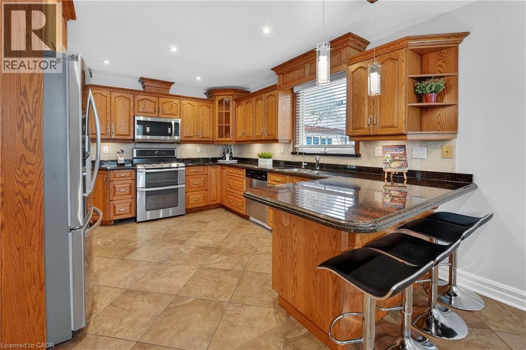 16 Samuel Road, Grimsby, Ontario  L3M 4P6 - Photo 7 - 40807384