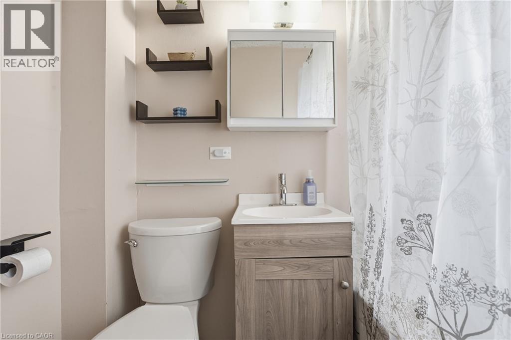 252 Ivon Avenue, Hamilton, Ontario  L8H 5T2 - Photo 13 - 40811118