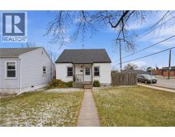 252 IVON Avenue, Hamilton, Ontario
