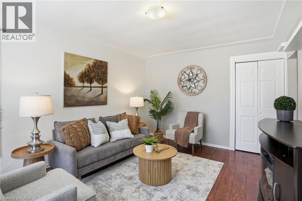 11 Alison Avenue, Cambridge, Ontario  N1R 1M8 - Photo 4 - 40811269