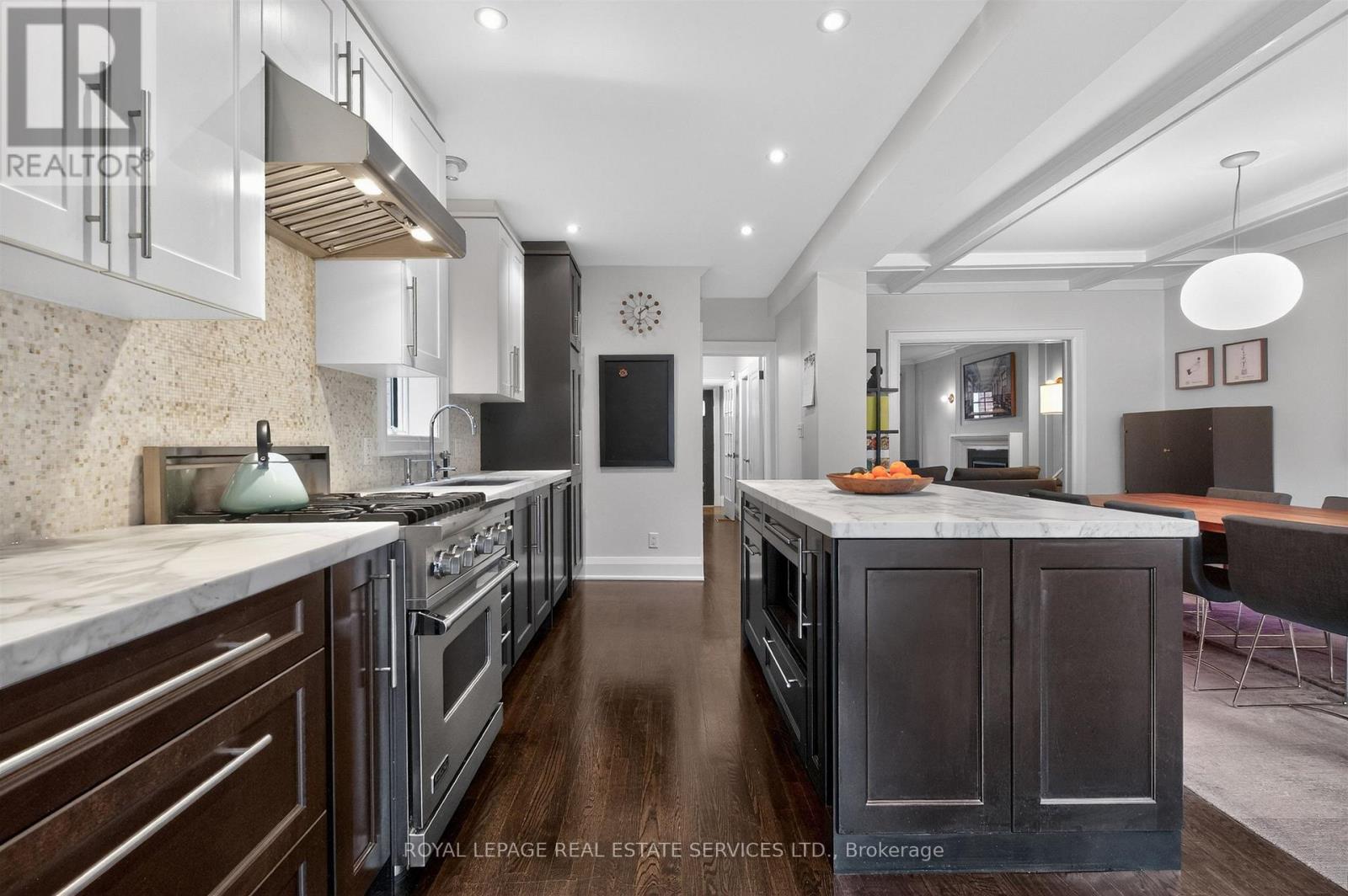 396 Durie Street, Toronto (Runnymede-Bloor West Village), Ontario  M6S 3G4 - Photo 16 - W12912340