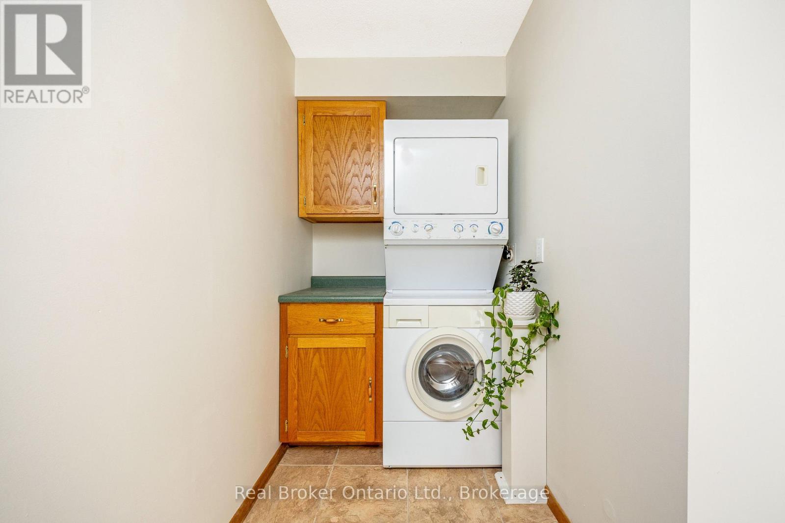 8759 Wellington 124 Road, Erin, Ontario N1H 6H7 - Photo 18 - X12839054