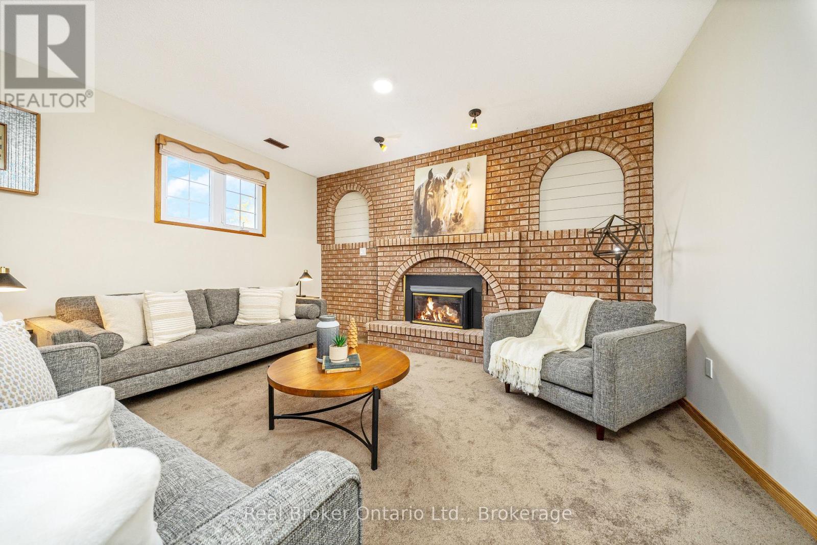 8759 Wellington 124 Road, Erin, Ontario N1H 6H7 - Photo 28 - X12839054