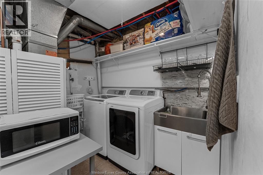 3888 Aristotle Crescent, Windsor, Ontario  N9G 2N9 - Photo 34 - 26006075