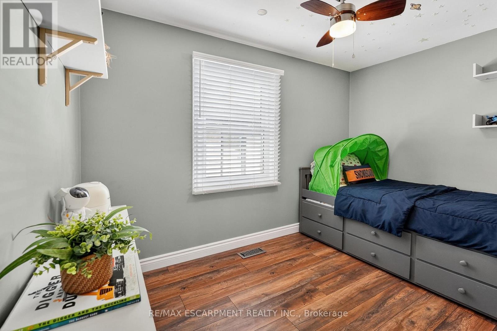 290 East 43rd Street, Hamilton, Ontario  L8T 3C7 - Photo 14 - X12827634