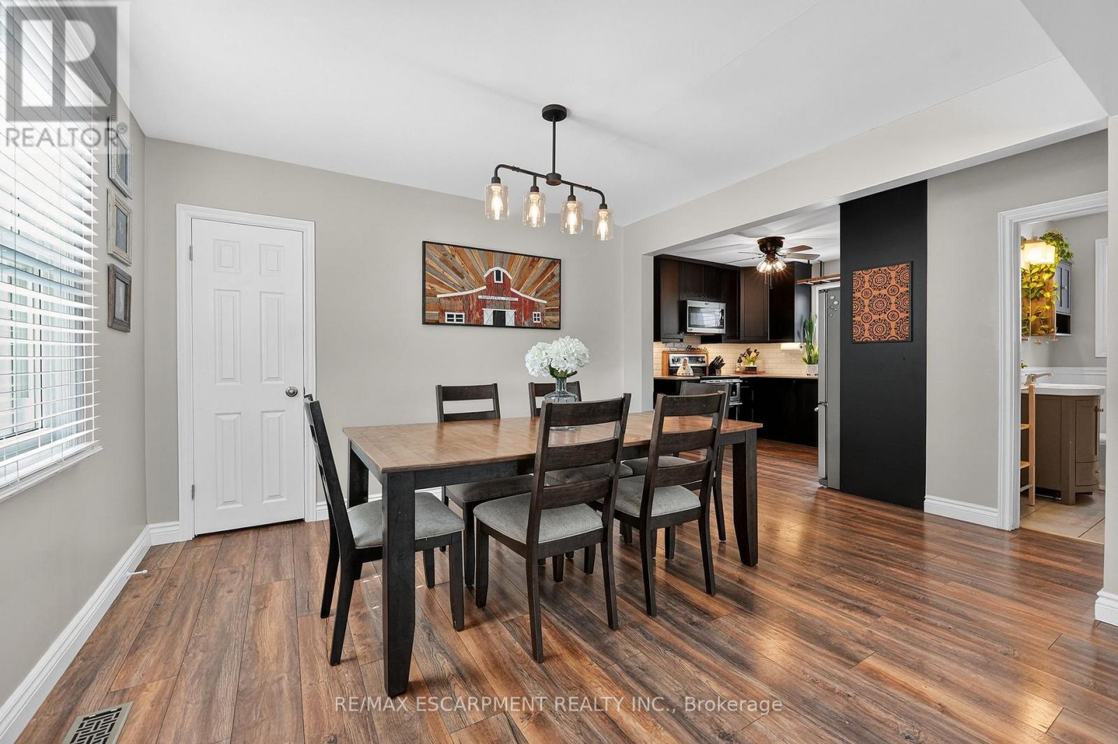 290 East 43rd Street, Hamilton, Ontario  L8T 3C7 - Photo 6 - X12827634