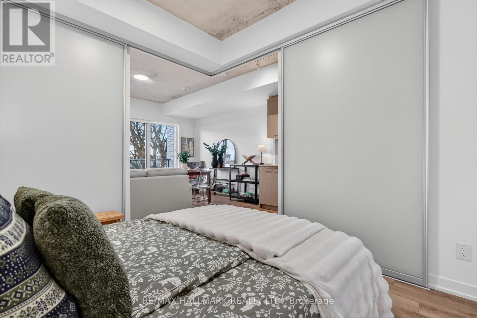 304 - 1808 St. Clair Avenue W, Toronto, Ontario  M6N 0C1 - Photo 13 - W12914046