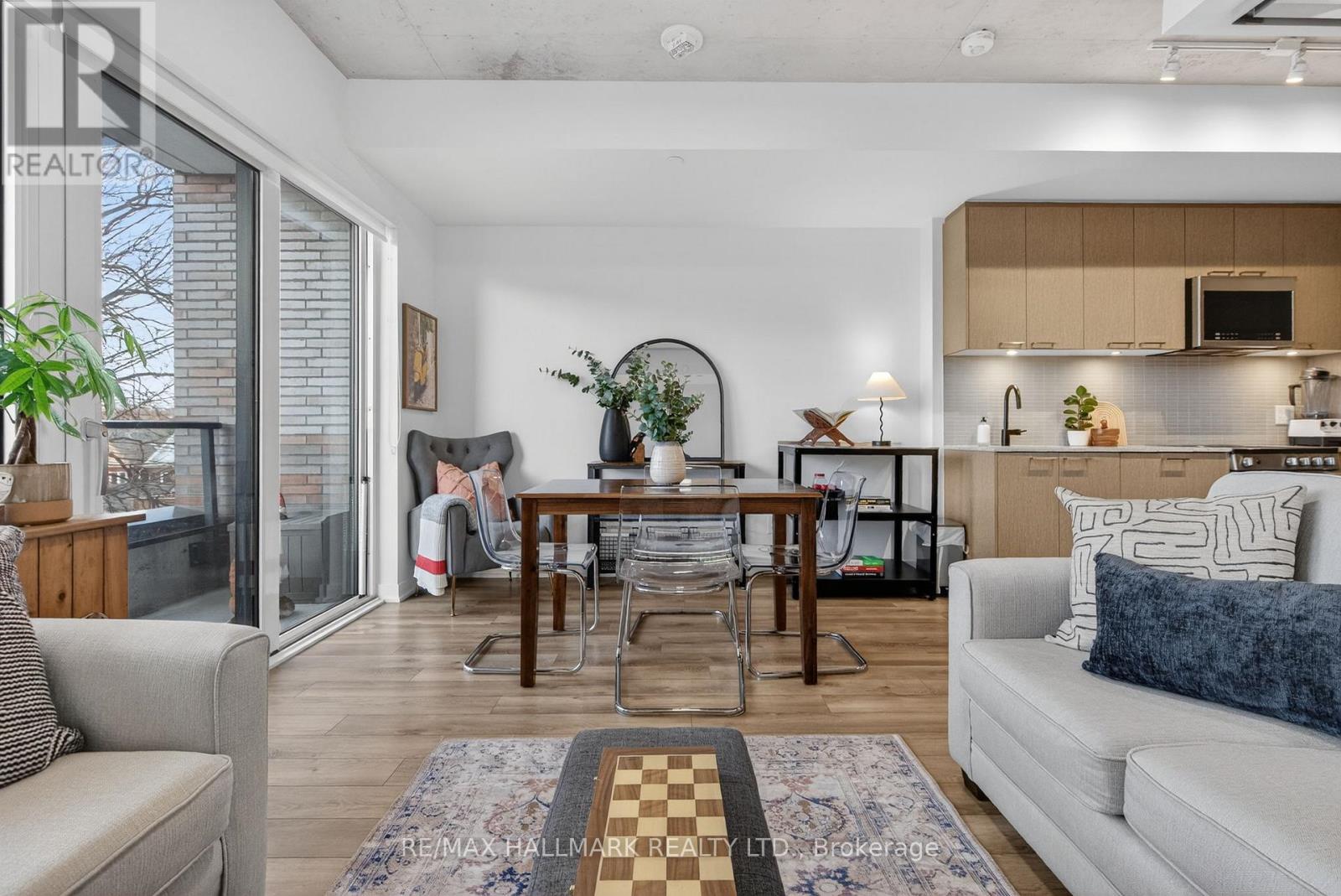 304 - 1808 St. Clair Avenue W, Toronto, Ontario  M6N 0C1 - Photo 17 - W12914046