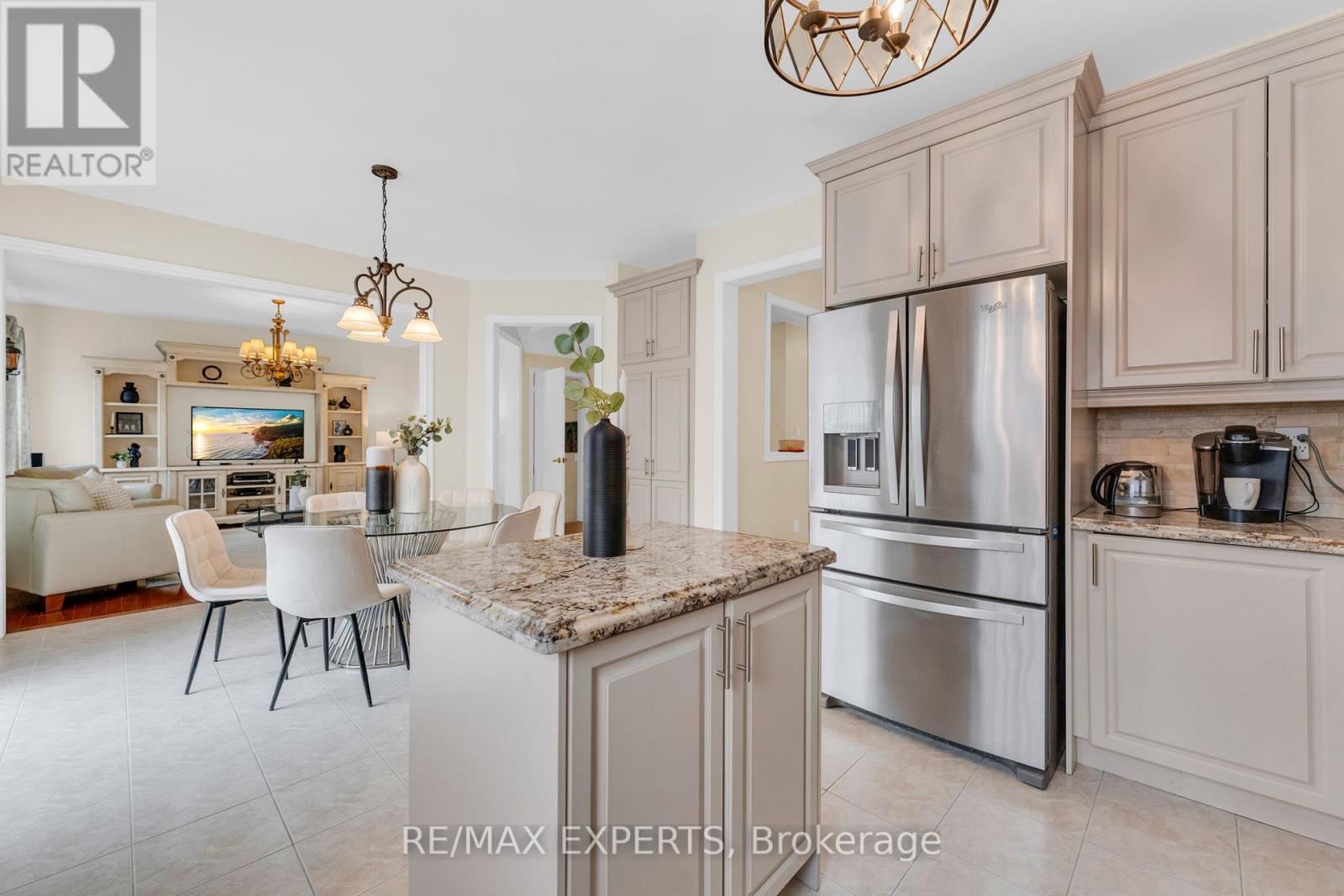 13 Villagewood Street, Brampton (Bram East), Ontario  L6P 2C3 - Photo 19 - W12914064