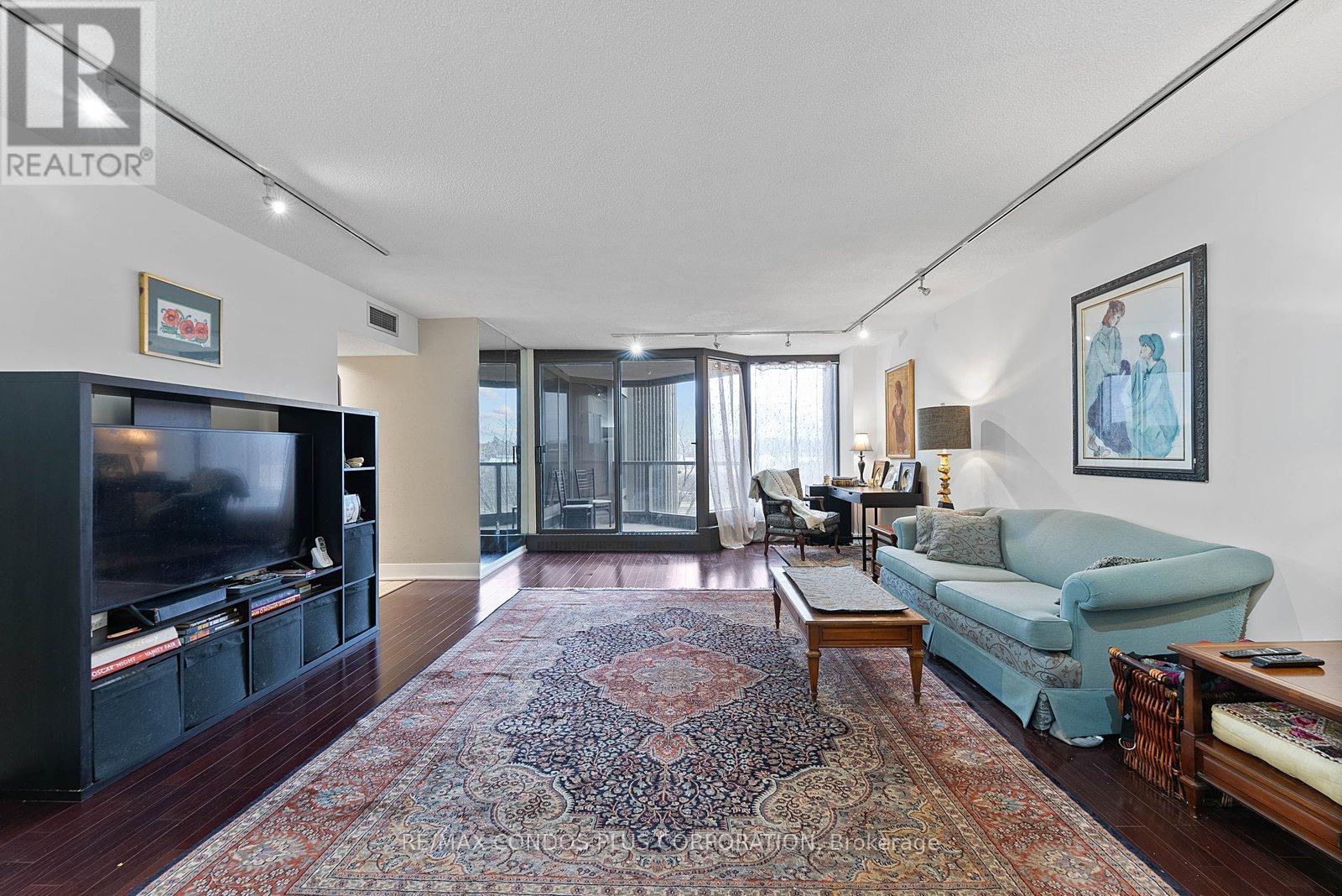 511 - 2045 Lake Shore Boulevard W, Toronto (Mimico), Ontario  M8V 2Z6 - Photo 11 - W12914068