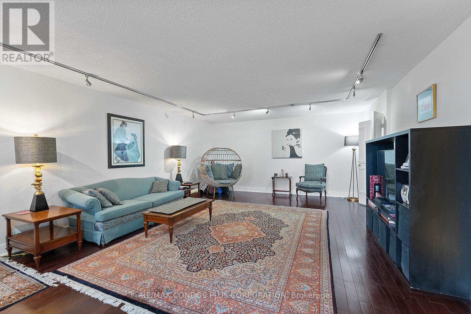 511 - 2045 Lake Shore Boulevard W, Toronto (Mimico), Ontario  M8V 2Z6 - Photo 9 - W12914068