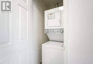 2301 - 339 Rathburn Road W, Mississauga (Creditview), Ontario  L5B 0K6 - Photo 9 - W12914152