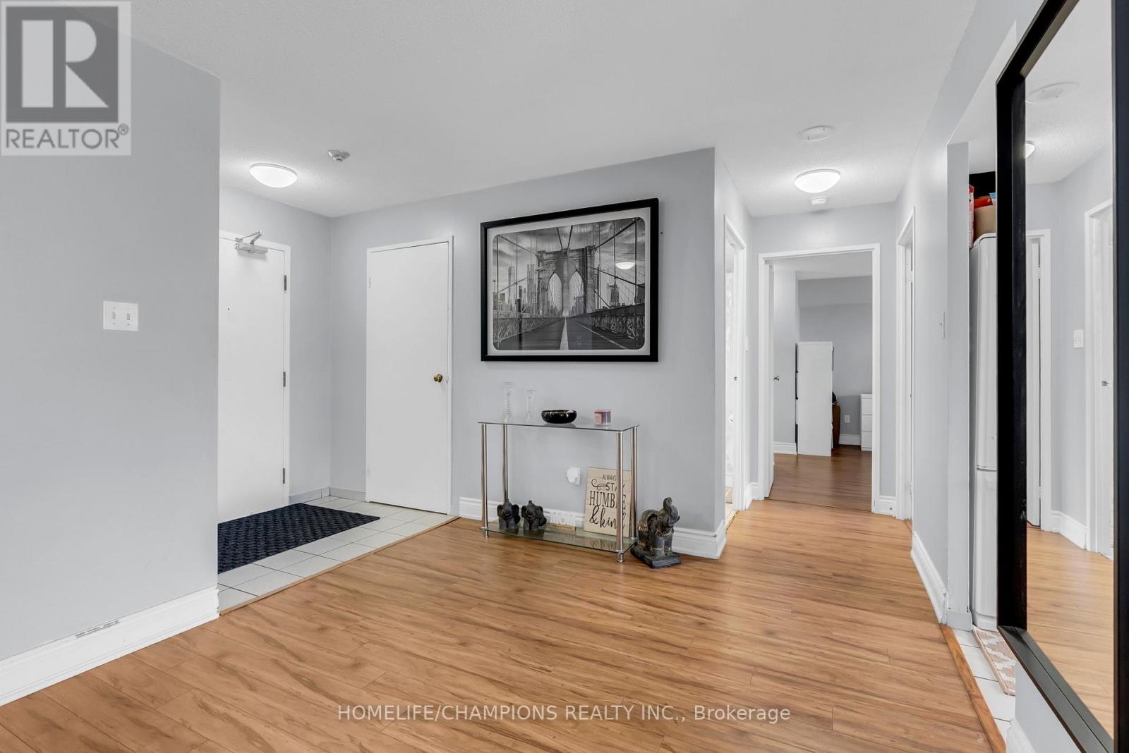 1403 - 5 Rowntree Road, Toronto (Mount Olive-Silverstone-Jamestown), Ontario  M9V 5G9 - Photo 10 - W12914156