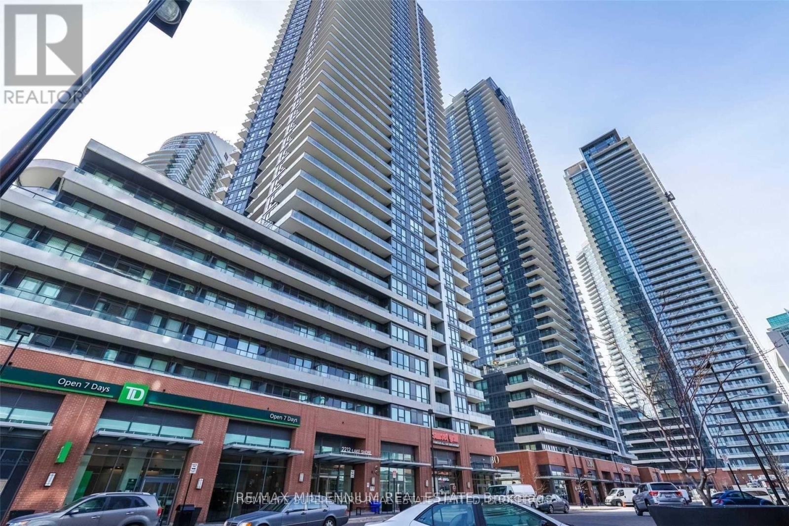 Ph04 - 2212 Lake Shore Boulevard W, Toronto (Mimico), Ontario  M8V 1A4 - Photo 2 - W12914198