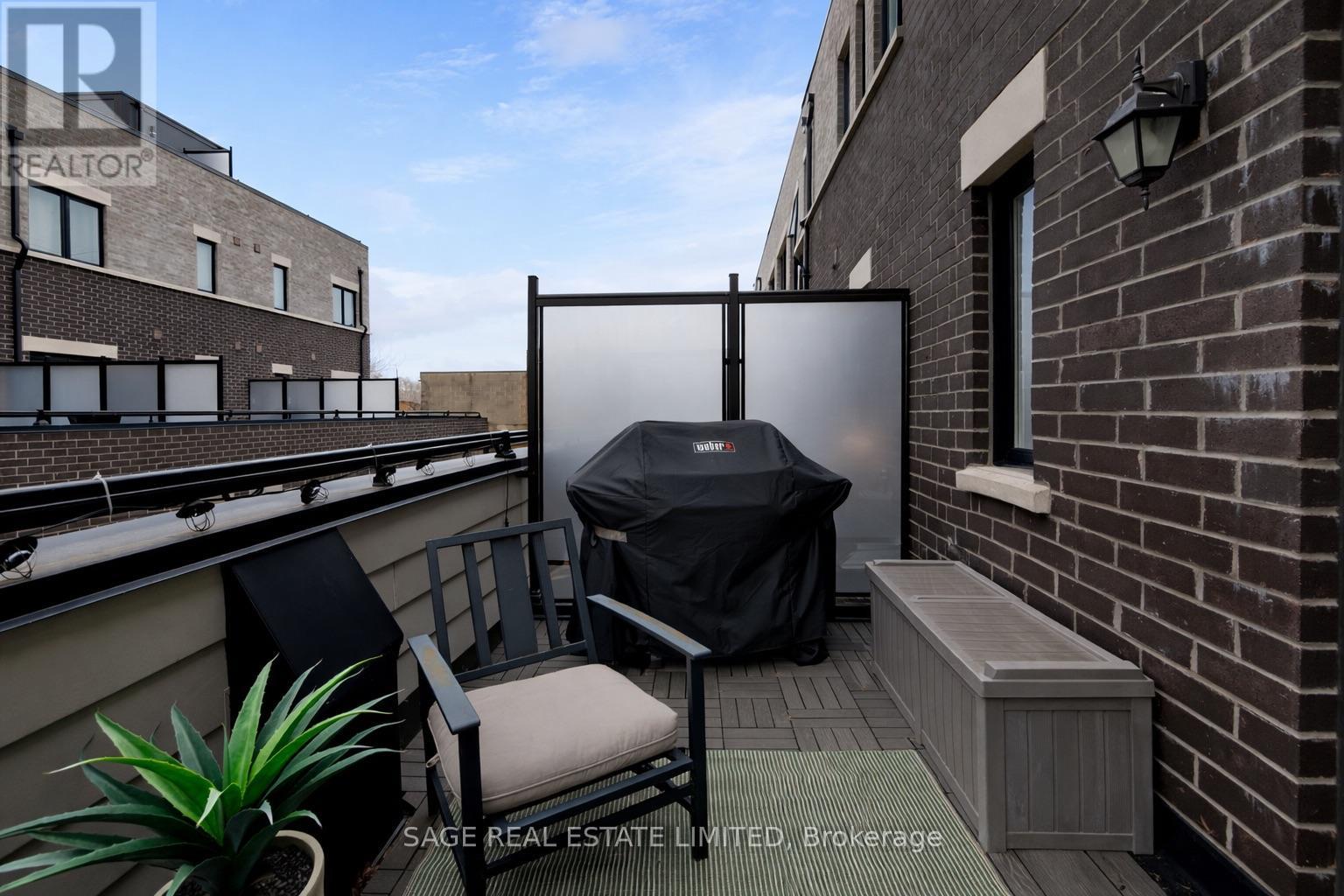 427 Royal York Road, Toronto, Ontario  M8Y 2R8 - Photo 13 - W12914264