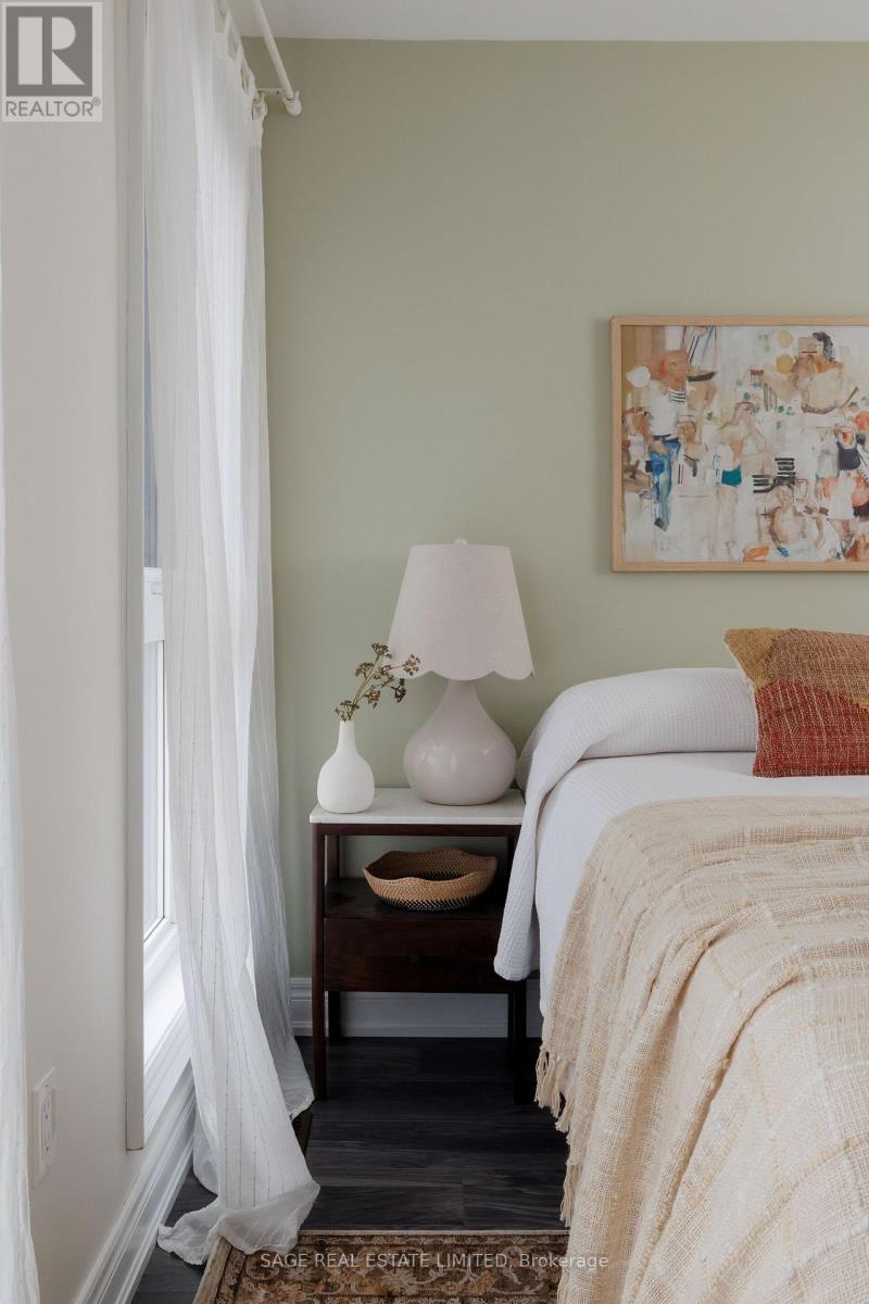 427 Royal York Road, Toronto, Ontario  M8Y 2R8 - Photo 19 - W12914264