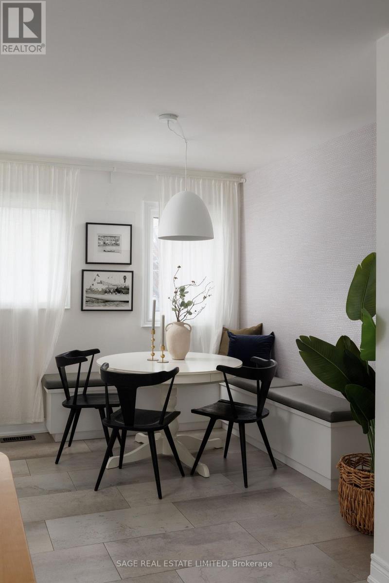 427 Royal York Road, Toronto, Ontario  M8Y 2R8 - Photo 3 - W12914264