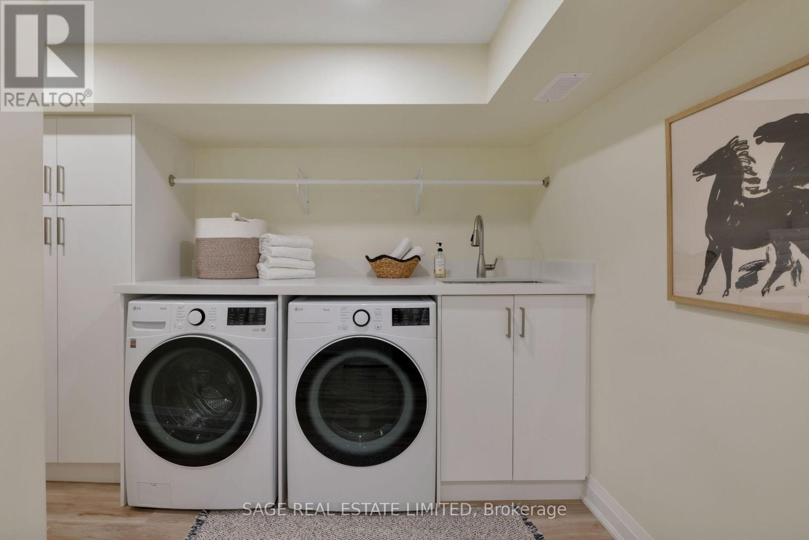 427 Royal York Road, Toronto, Ontario  M8Y 2R8 - Photo 34 - W12914264