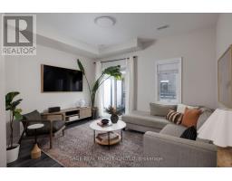 427 ROYAL YORK ROAD, Toronto, Ontario