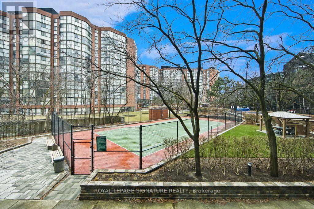 211 - 2091 Hurontario Street, Mississauga (Cooksville), Ontario  L5A 4E6 - Photo 14 - W12914292