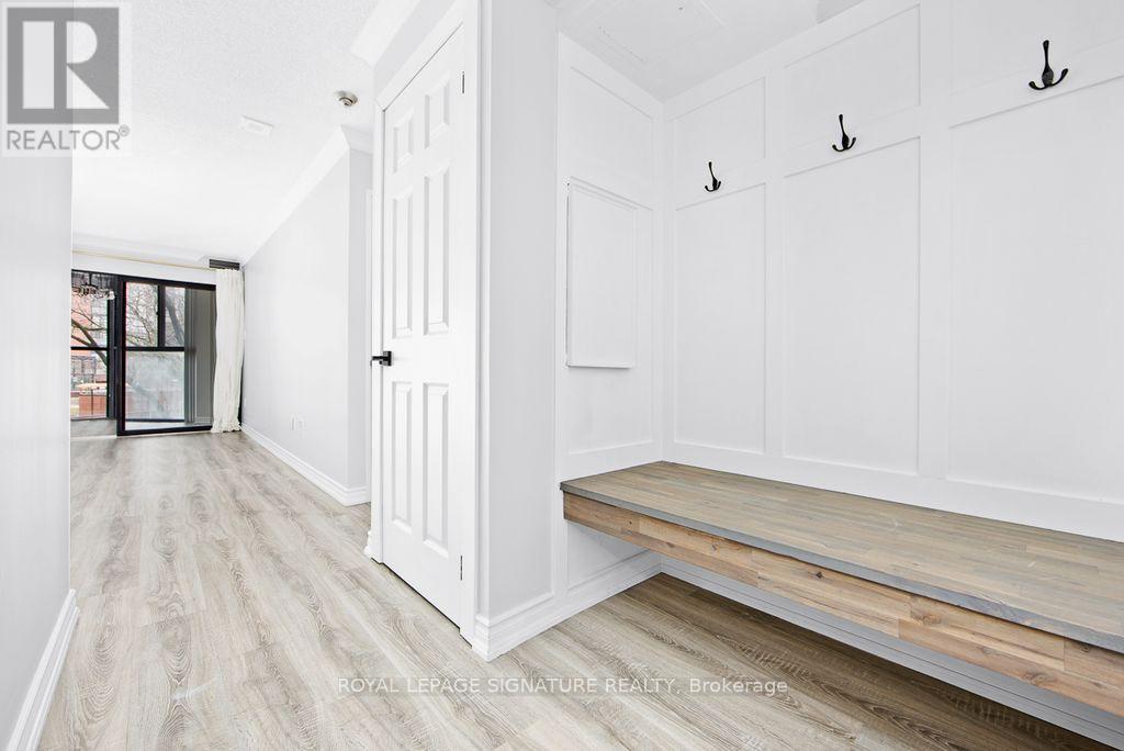 211 - 2091 Hurontario Street, Mississauga (Cooksville), Ontario  L5A 4E6 - Photo 2 - W12914292