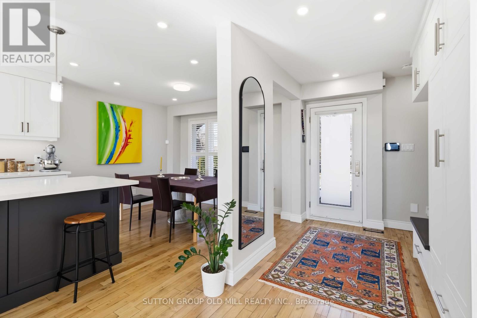 2811 Constable Road, Mississauga, Ontario  L5J 1W6 - Photo 2 - W12914374