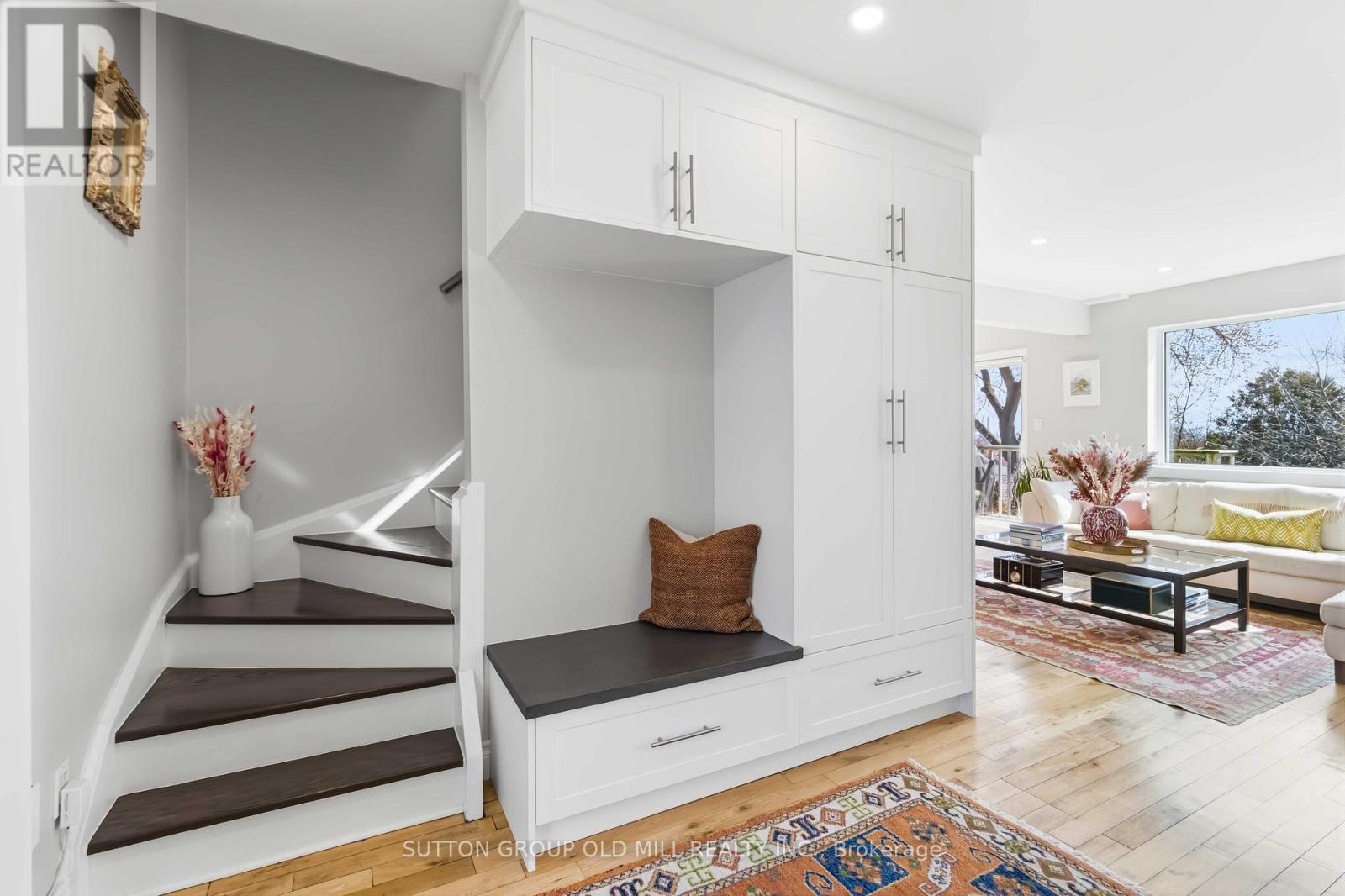 2811 Constable Road, Mississauga, Ontario  L5J 1W6 - Photo 3 - W12914374