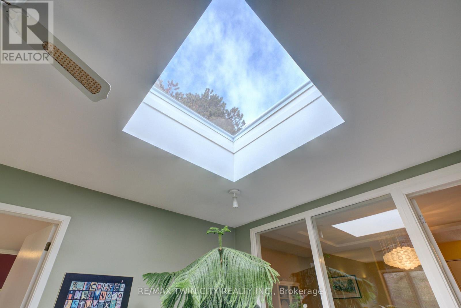 9 Summerhayes Crescent, Brantford, Ontario  N3R 5H9 - Photo 19 - X12914030