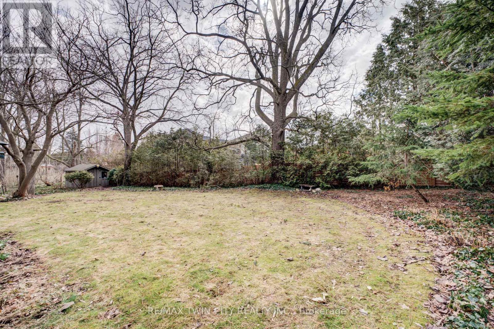 9 Summerhayes Crescent, Brantford, Ontario  N3R 5H9 - Photo 35 - X12914030